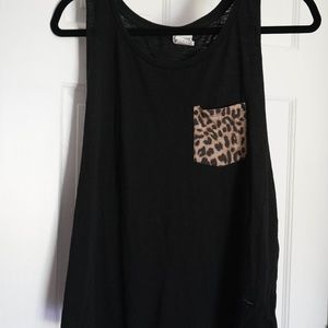 Leopard pocket, black muscle tank